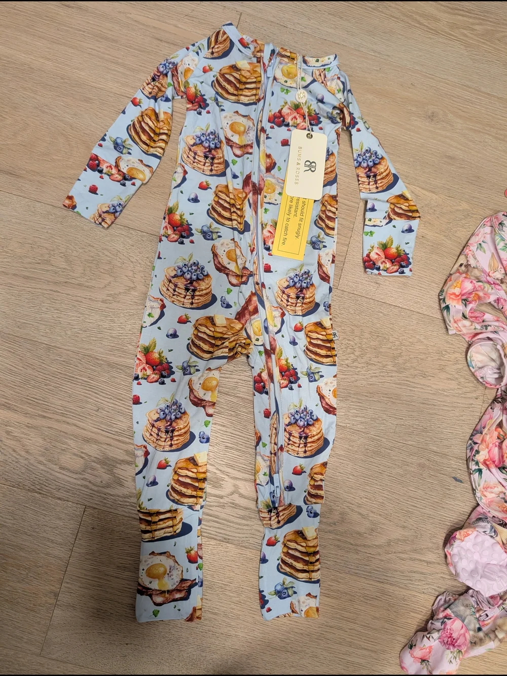 BUMS & ROSES Bamboo 12-18 Months bundle Floral & Pancake Prints All New With Tag